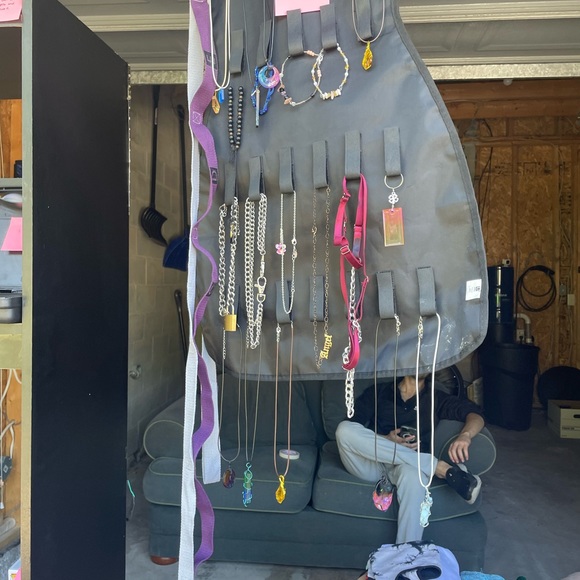 Wire Wrapped Resin Jewlery and crystals - Picture 2 of 9